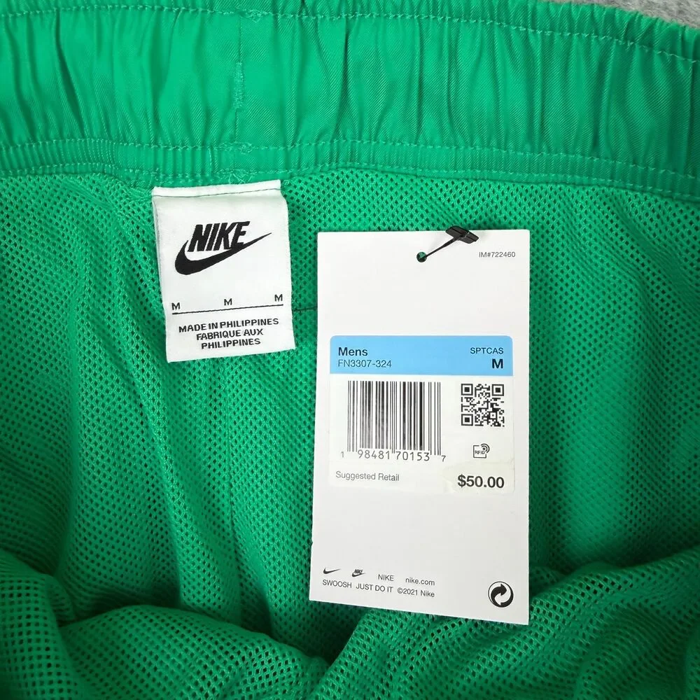 Men's Nike Club Woven Flow Shorts Size Medium Stadium Green FN3307-324
